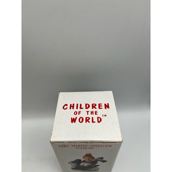 Norway Children of the World 1992 Hand Painted Porcelain Boy On Sled W/ Seals - Picture 2 of 7
